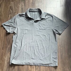 EUC Men’s Under Armour Gray Polo Shirt